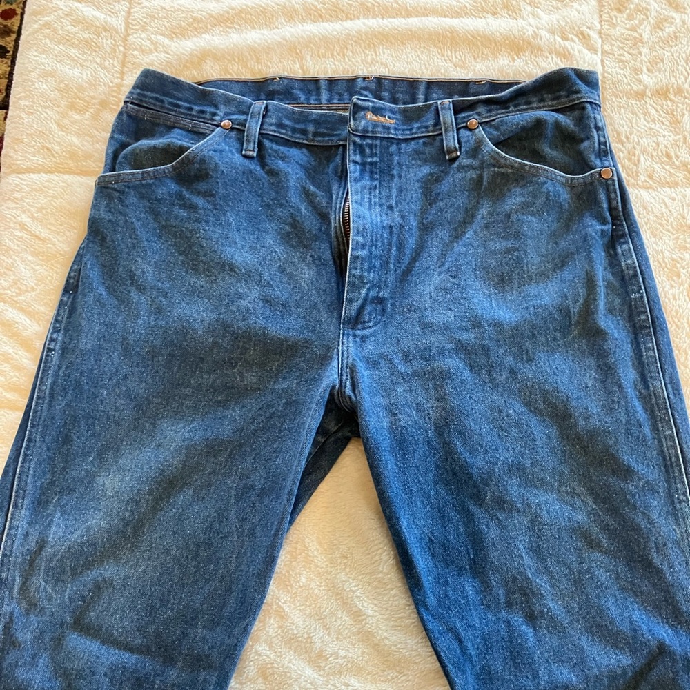 Wrangler Cowboy Cut Original fit jeans. 38x32
